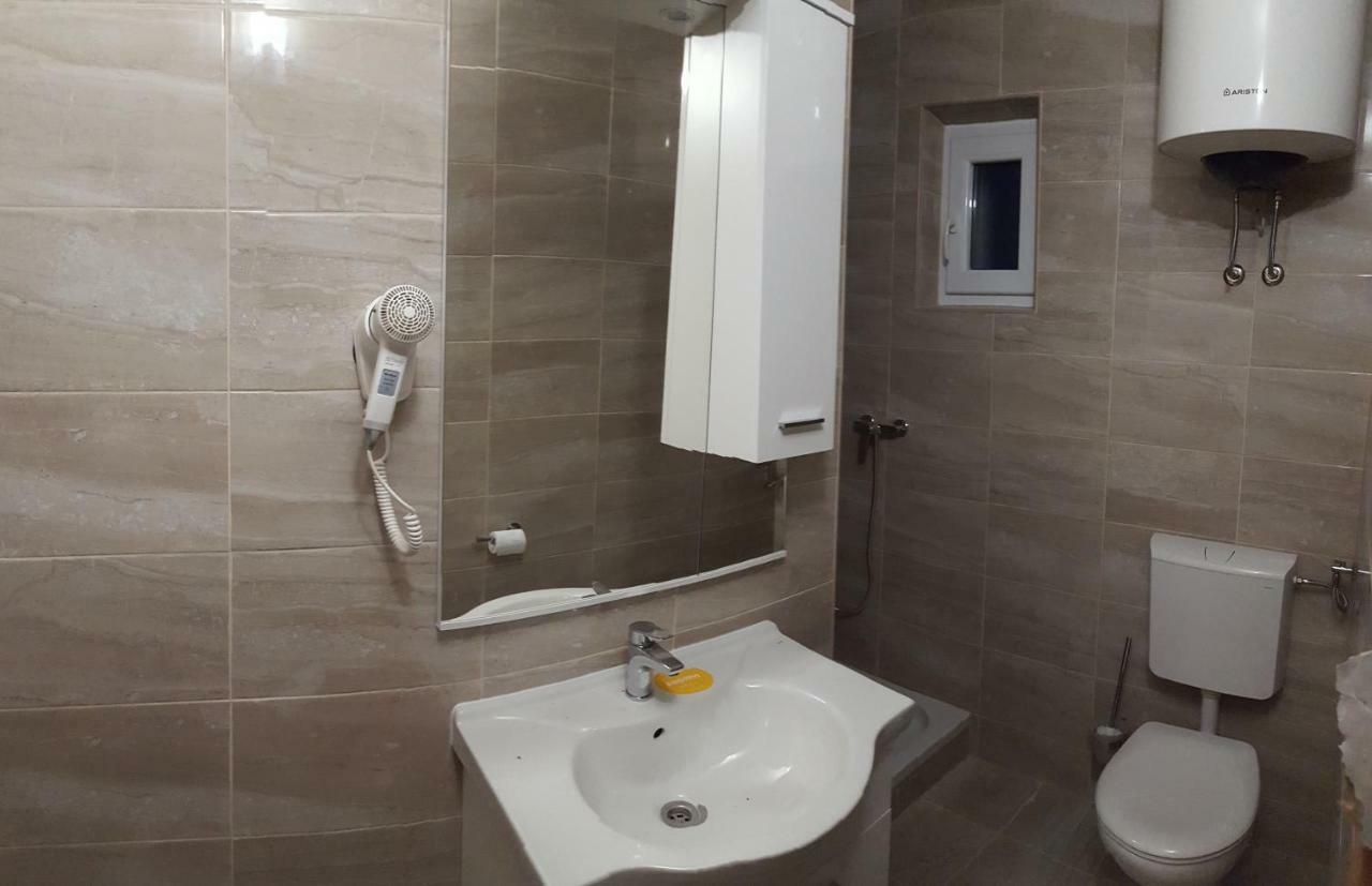 Apartmani Vukusic Promajna Dış mekan fotoğraf